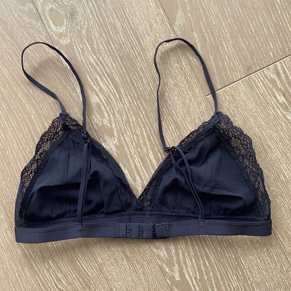 Aritzia Lace Bra - Picture 2 of 2